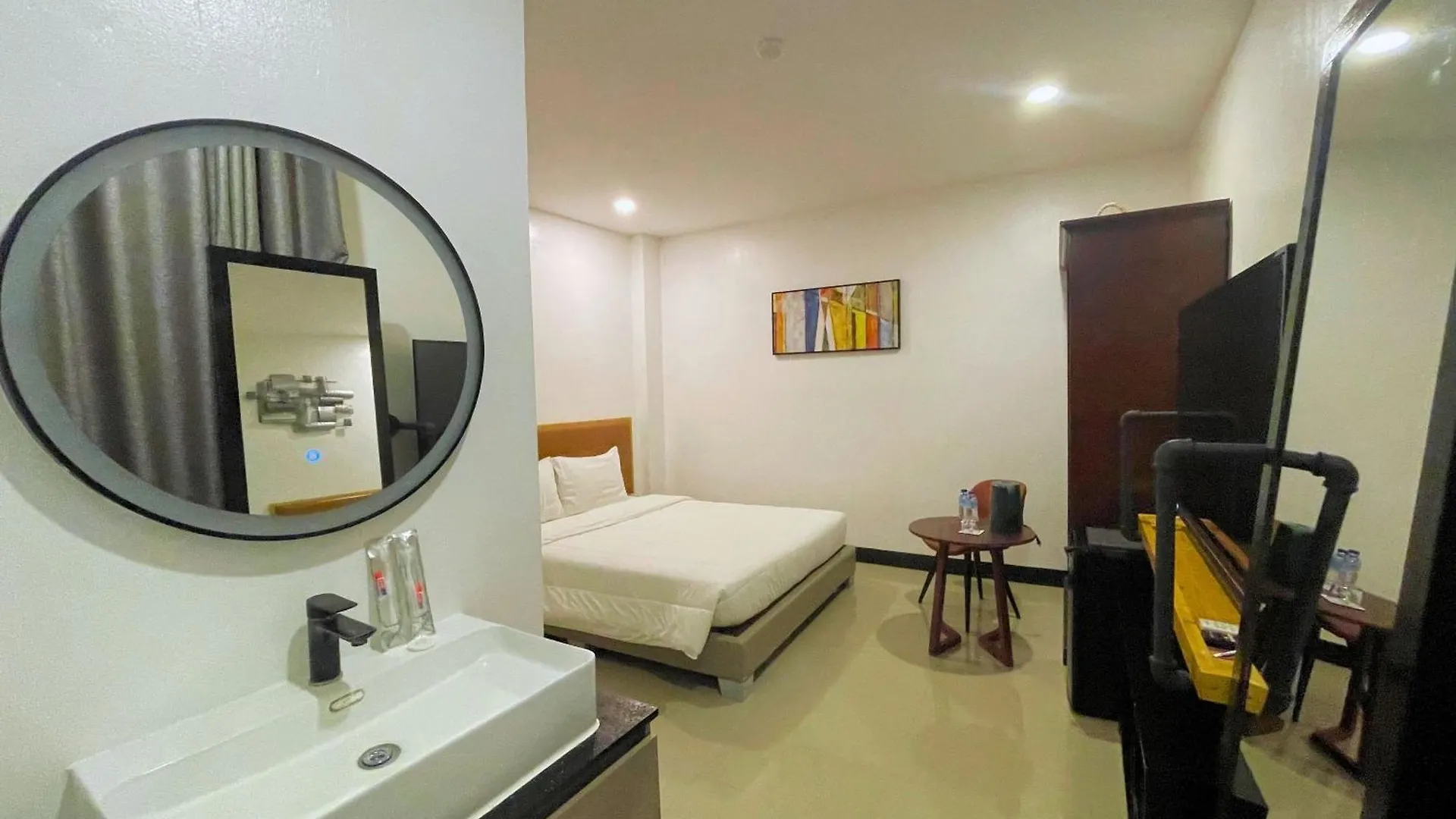 ***  Hotel Halo Angeles City Philippines