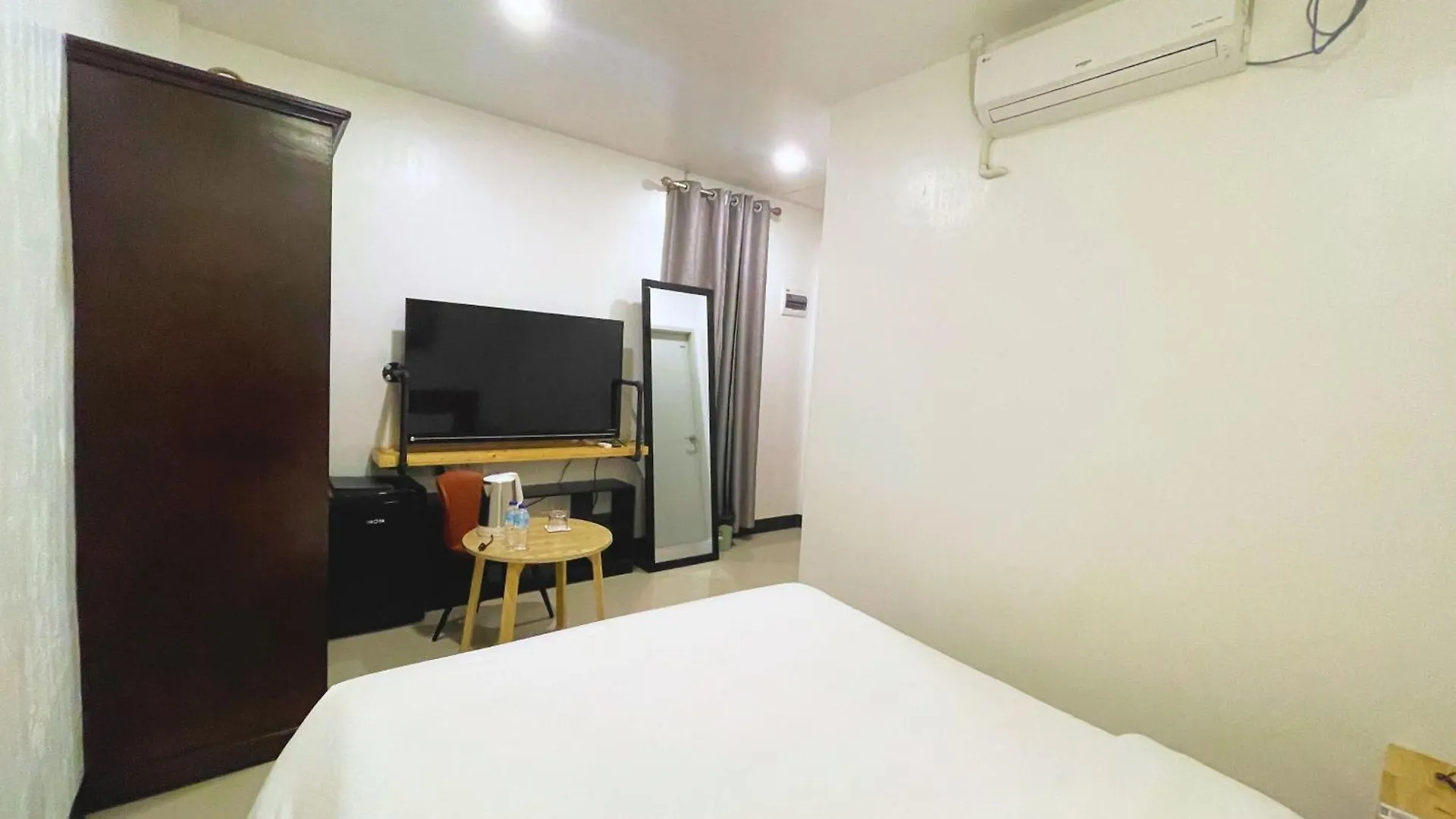 Hotel Halo Angeles City Philippines